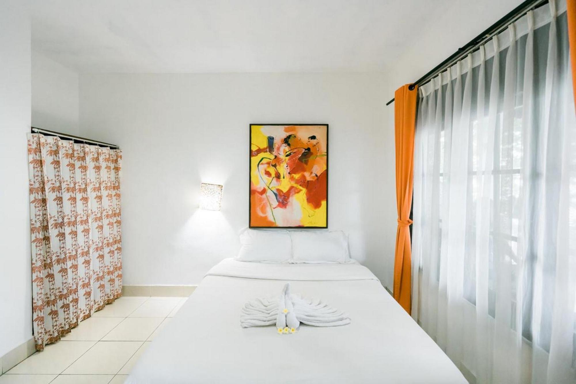 Urbanview Hotel Ananda Beach Sanur Extérieur photo