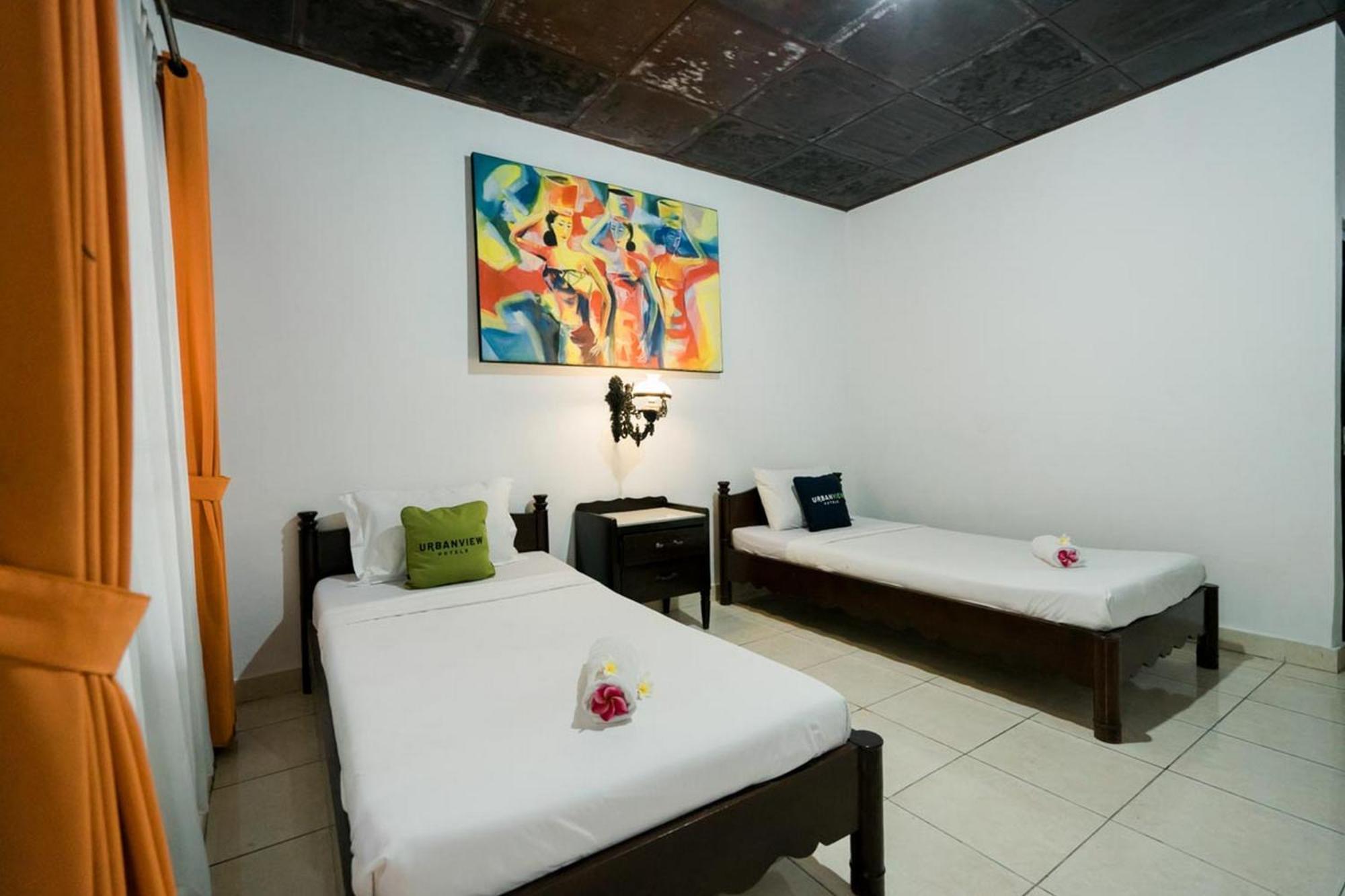 Urbanview Hotel Ananda Beach Sanur Extérieur photo