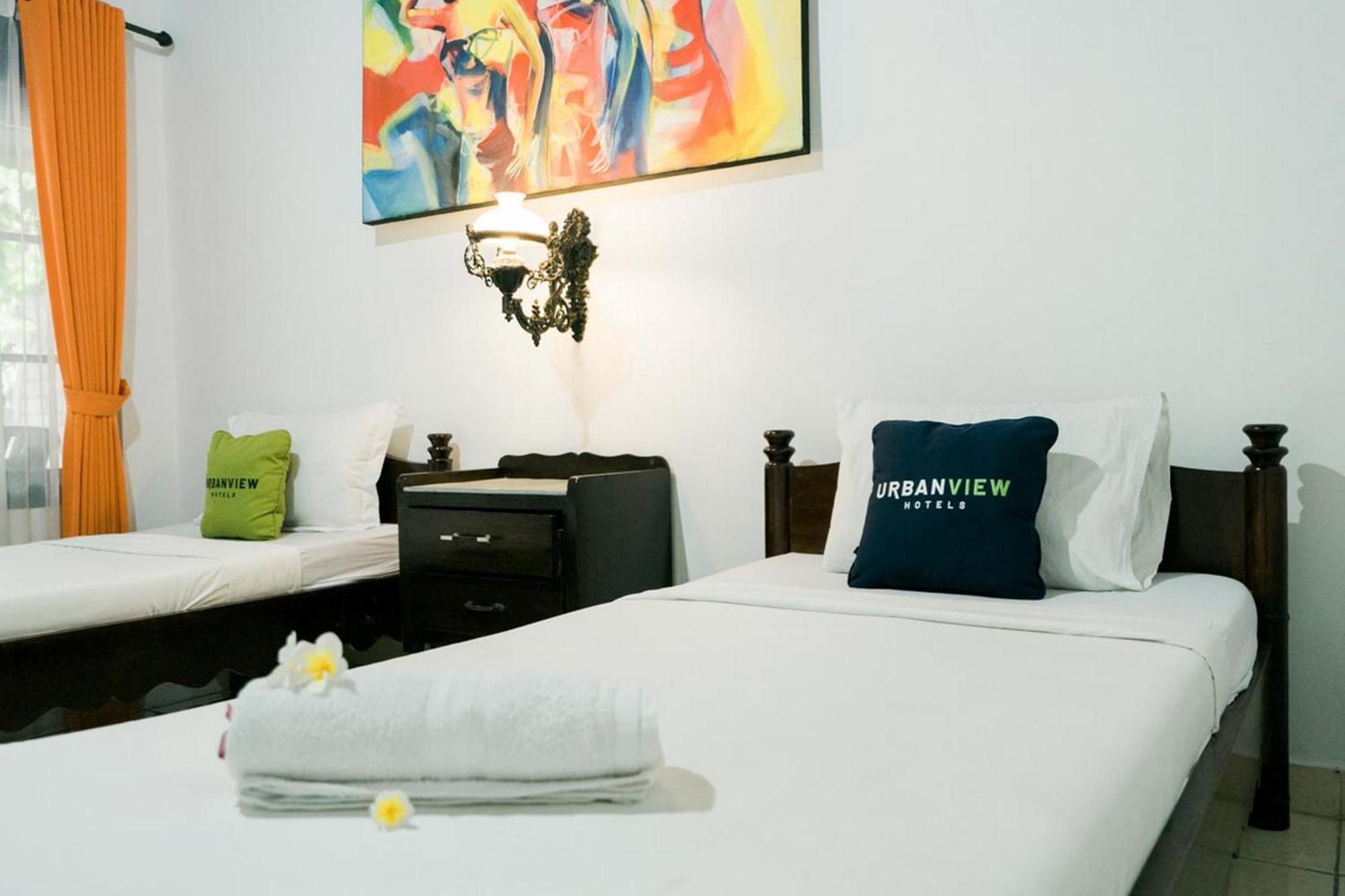 Urbanview Hotel Ananda Beach Sanur Extérieur photo